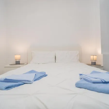 דירות בוקרשט Luxury 2Br On Decebal Avenue מראה חיצוני תמונה