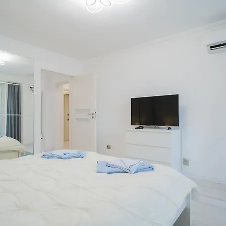 דירות בוקרשט Luxury 2Br On Decebal Avenue מראה חיצוני תמונה