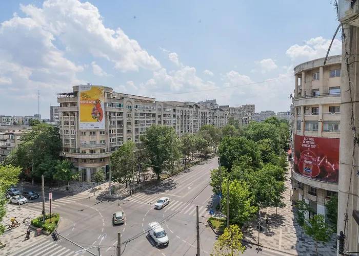 Luxury 2Br On Decebal Avenue