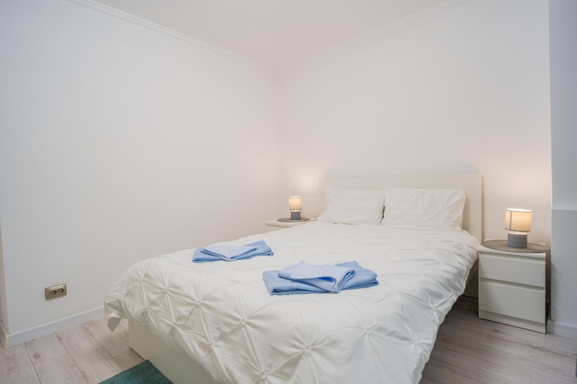 公寓 Luxury 2br On Decebal Avenue *